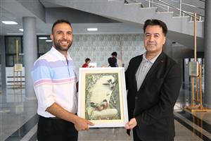 Hemşirelik Öğrencileri Resim Sergisi Açtı
